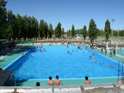 Comienza en Zapala la temporada de pileta del Bosque Comunal