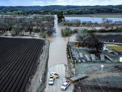 Nuevas tormentas azotan California