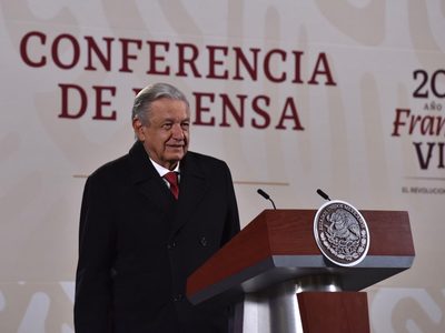 AMLO ve con optimismo 2023: México saldrá adelante porque se consolidará la economía