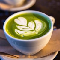 Conocé 4 errores muy comunes que cometes al preparar el té matcha y que arruinan sus propiedades