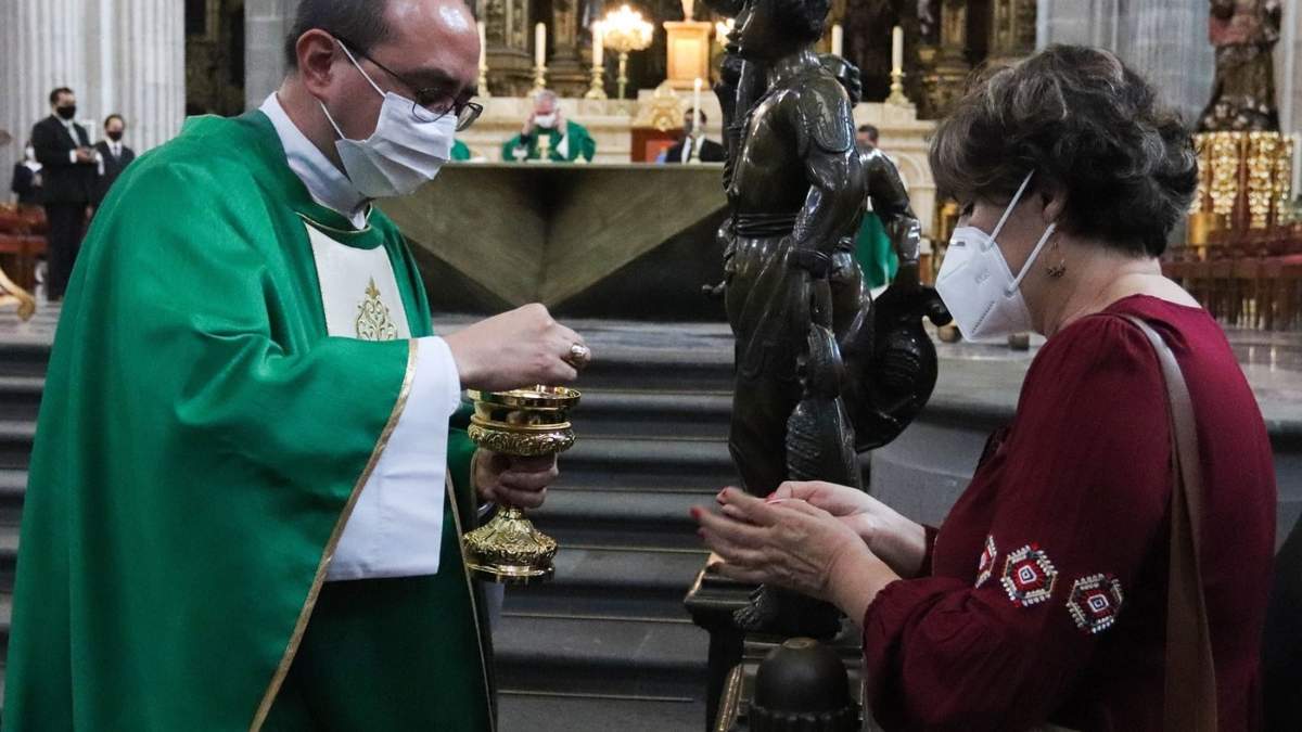 Hace tres semanas que las iglesias y templos pueden abrir con protocolo sanitario. Fuente: (Twitter)
