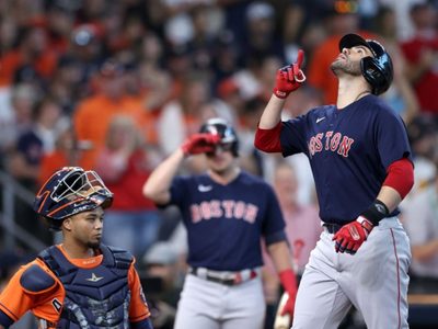 Medias Rojas vencen a Astros y empatan la Serie de Campeonato