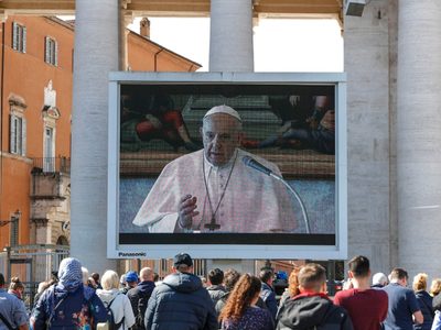 El papa Francisco celebró el Angelus vía streaming para evitar las aglomeraciones por miedo al coronavirus