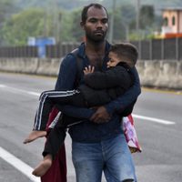 Abandonan a su suerte a 13 mil extranjeros deportados de EU a México: informe de HRW