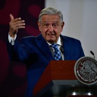 AMLO anuncia "gira del adiós" por todo el país antes de entregar la banda presidencial