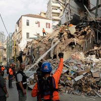 Líbano: a un mes de la explosión, se detectaron latidos bajo los escombros de un edificio
