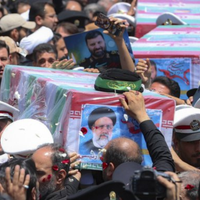 Irán: helicóptero de Raisi se incendió poco después de estrellarse, no hay indicios de ataque