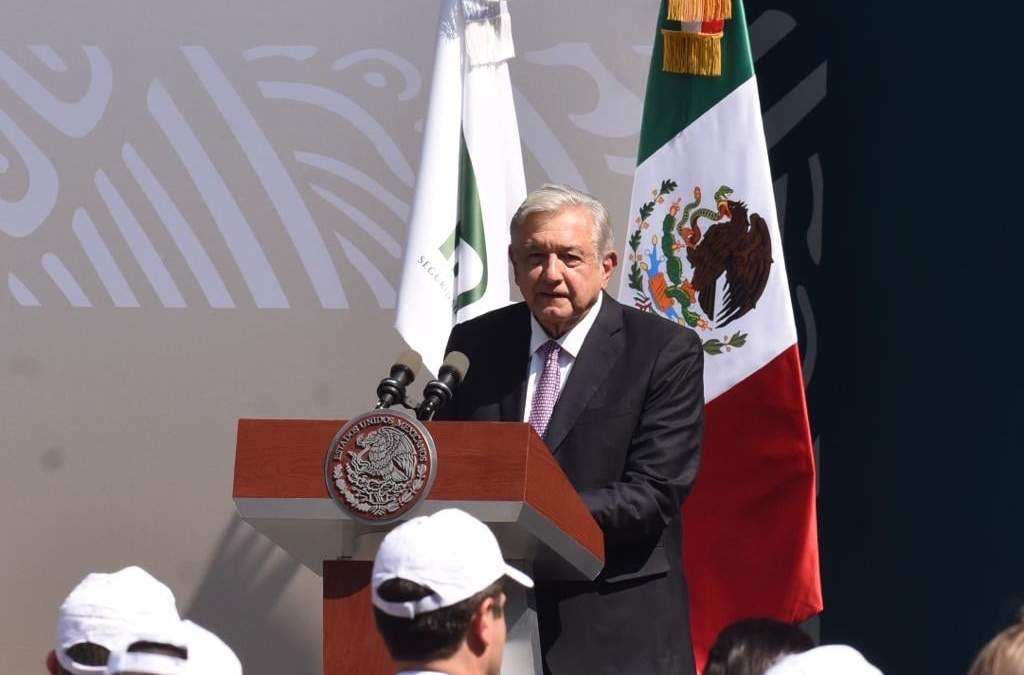AMLO durante la 113 Asamblea General Ordinaria del IMSS, en Palacio Nacional