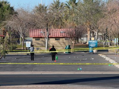 Tiroteo en un parque de Las Cruces, Nuevo México, deja tres muertos y 14 heridos (Videos)