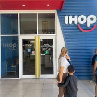 IHOP cierra operaciones en Culiacán por la inseguridad