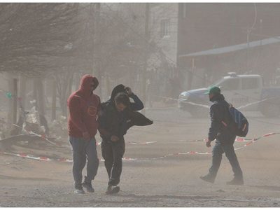 Los fuertes vientos causaron estragos en Neuquén