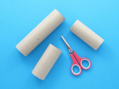 No tires los tubos de cartón y creá este sencillo y súper chic organizador para tus maquillajes
