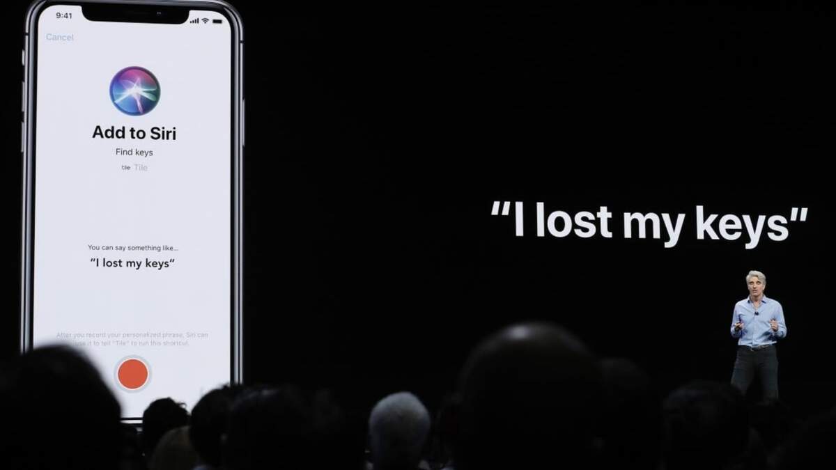 Craig Federighi, vicepresidenta senior de Ingeniería de Software de Apple, habla durante un anuncio de productos nuevos durante la Conferencia Mundial de Desarrolladores de Apple en San José, California