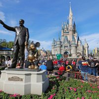 Junta nombrada por el gobernador de Florida acuerda demandar a Disney