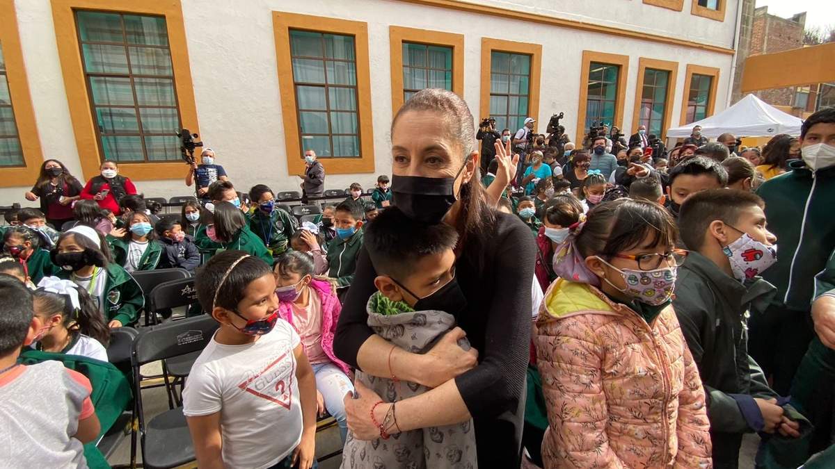 Sheinbaum en la escuela primaria “Dr. Belisario Domínguez”