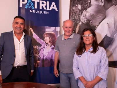 Dirigentes kirchneristas de Neuquén cuestionaron el modelo político nacional y propusieron debatir sobre el futuro