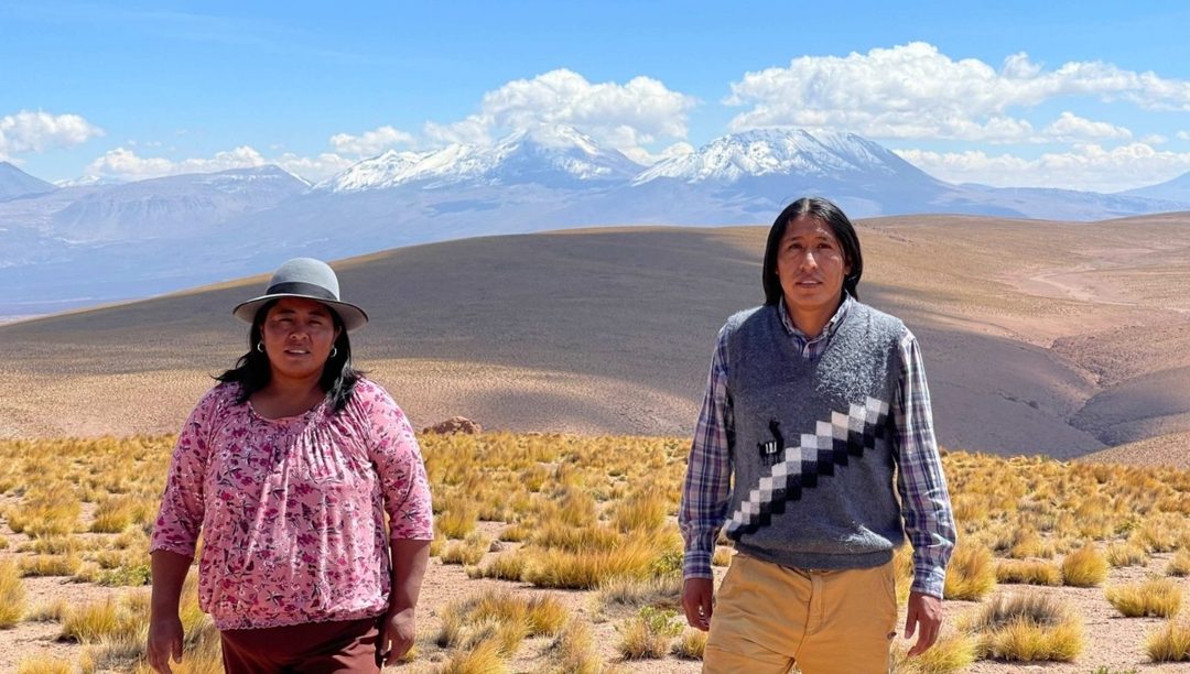 chile-los-que-sobran-se-toman-el-baile-3
