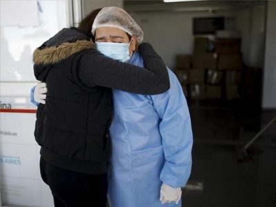 Más de 48 mil personas perdieron la vida por el coronavirus en Argentina