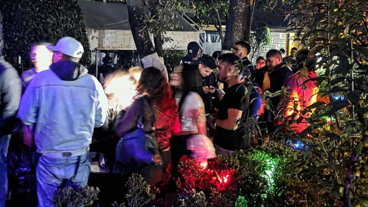 La activación de la alerta sísmica provocó que miles de personas despertaran y salieran a la calle