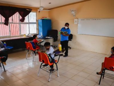 Vuelven a cerrar una escuela en Campeche tras detectar un caso de covid-19