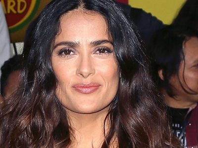 "Perfecto para la cuarentena": Salma Hayek recibió un increíble obsequio de Elle Fanning