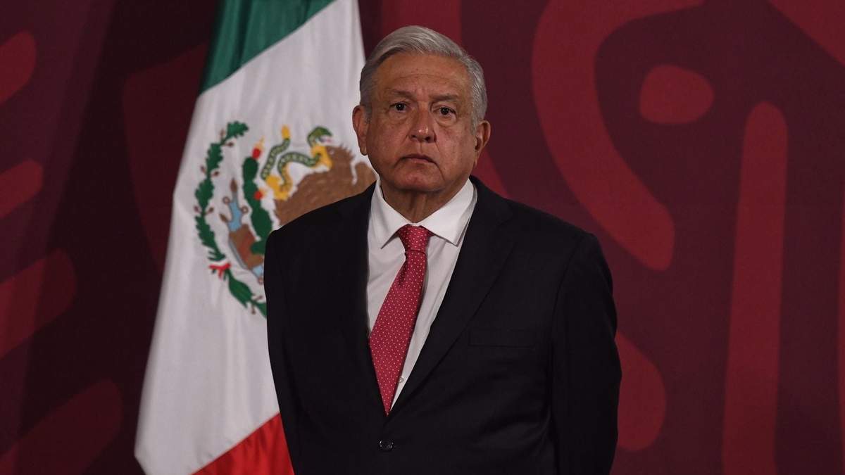 El presidente defendió al canciller Ebrard