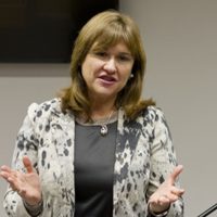 Ana Pechen quiere que el derrame de Vaca Muerta sea primero para los neuquinos