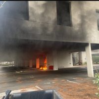 Un policía herido durante el incendio deliberado de una sinagoga en Francia