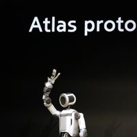 Hyundai y Boston Dynamics presentan el robot humanoide Atlas en el CES