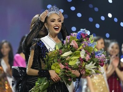 R’Bonney Gabriel de Estados Unidos gana la 71ª edición de Miss Universo