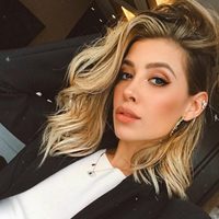 ¡Imposible no mirar! Michelle Salas hace yoga con este outfit. ¡MADRE MÍA!