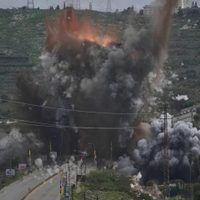 Irán amenaza con cerrar el estrecho de Ormuz y atacar centrales eléctricas tras ultimátum de Trump