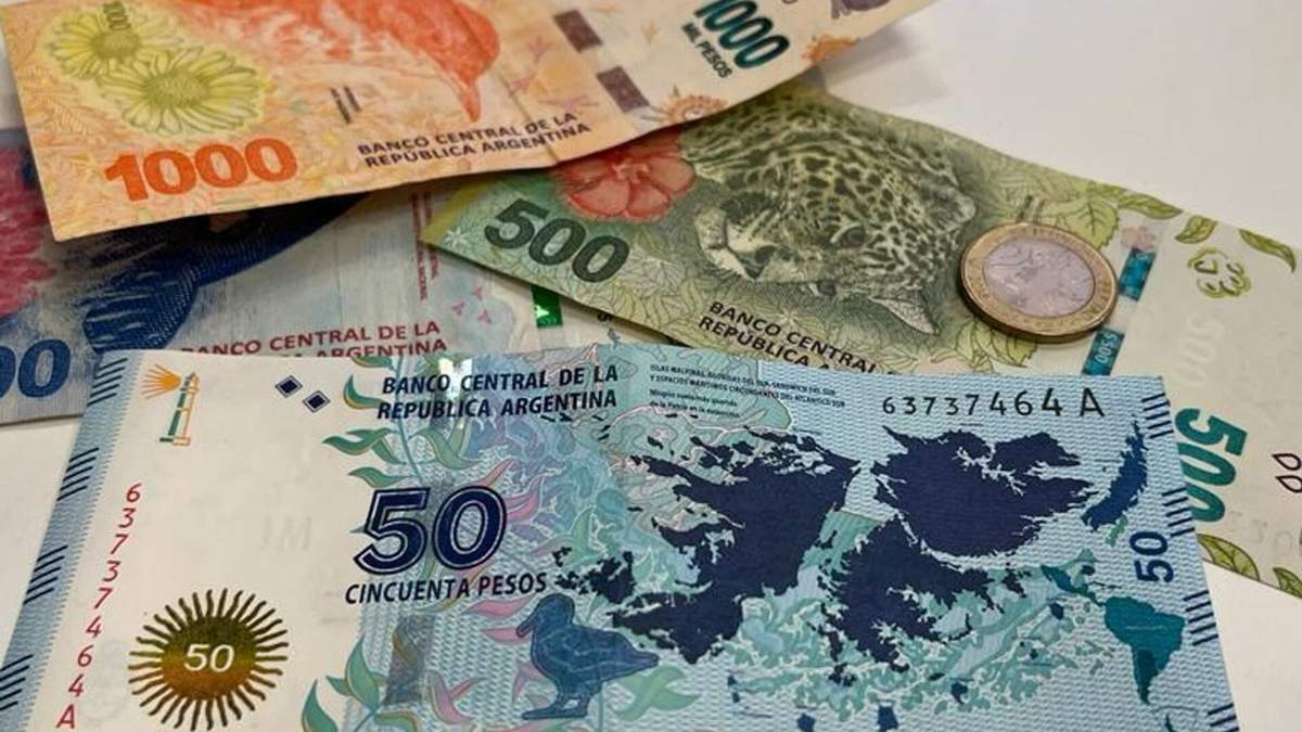 Billetes. Fuente: (Instagram)