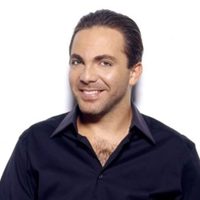 Corrió despavorido: la reacción de Cristian Castro al ser sorprendido con dos mujeres