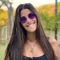 Desde distintos ángulos y bajo el sol, Ivana Nadal se lució como nunca en este video