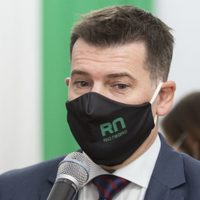 El ministro de Desarrollo de Río Negro, Juan José Deco, sufrió un accidente de tránsito