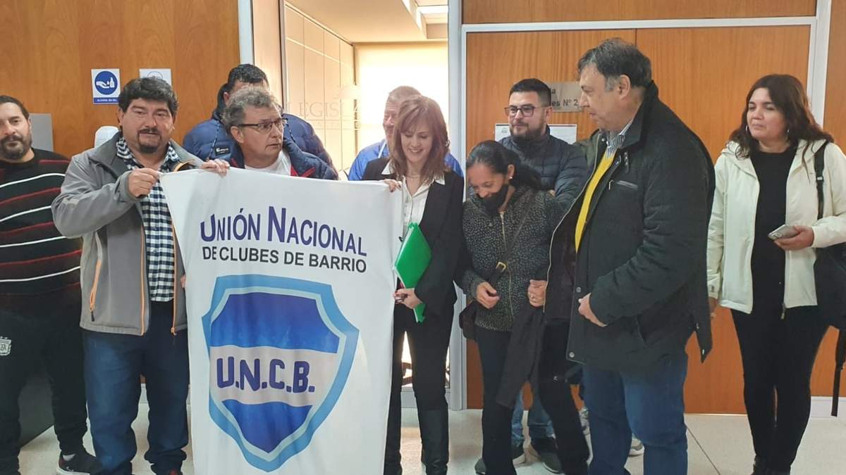 Diputados y dirigentes trabajan por una Ley de Clubes. Fuente: (Javier Manzano)