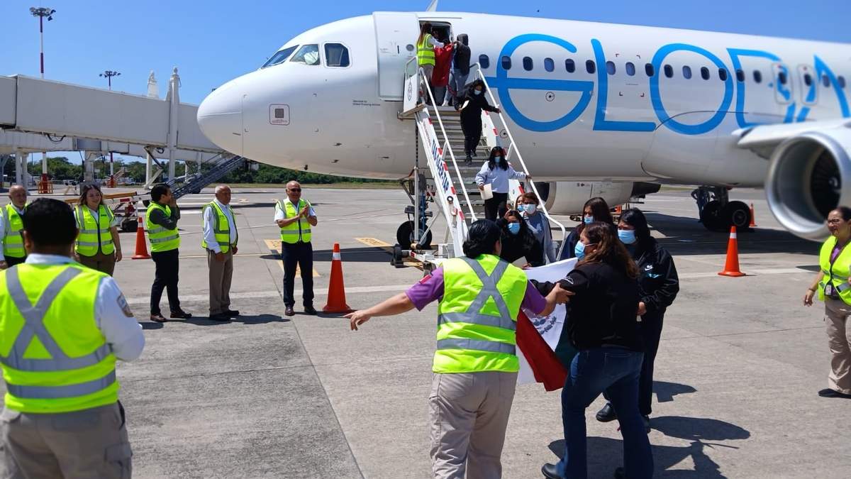En Chiapas aterrizó un avión con 157 mexicanos deportados desde Estados Unidos