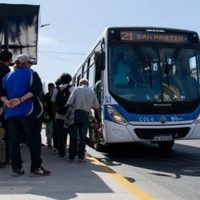 La UTA suspendió el paro al llegar a un acuerdo y habrá servicio de COLE en la ciudad de Neuquén