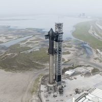Space X cancela primer intento de lanzamiento de nuevo cohete