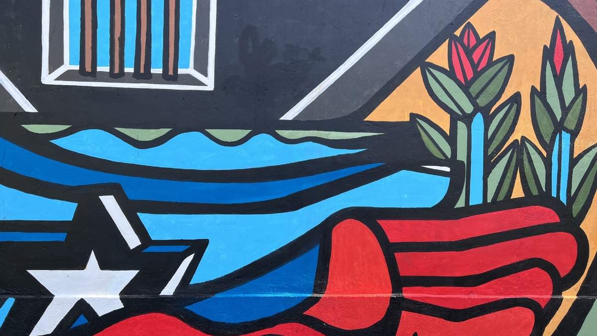 Mural conmemorativo 50 años