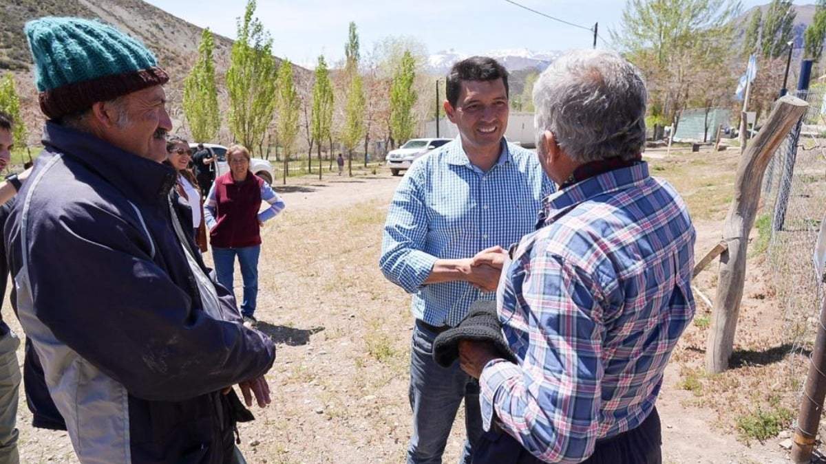 El vicegobernador recorrió el norte y confirmó obras. Fuente: (Prensa Koopmann)
