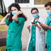Trabajadores de la salud detenidos: fue por romper el aislamiento obligatorio