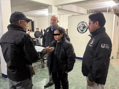 Detienen en Oaxaca a la mujer que arrastró y mató a motociclista en Iztapalapa (Video)