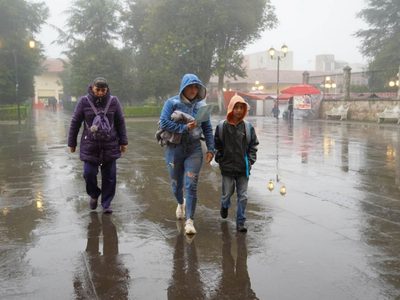 Lluvias y chubascos en casi todo el país el martes; 14 estados tendrán temperaturas bajo cero