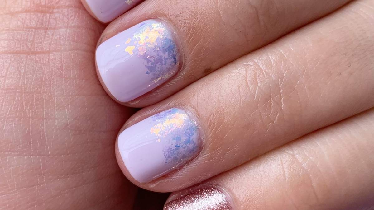 Uñas tornasol. Fuente: (Instagram)