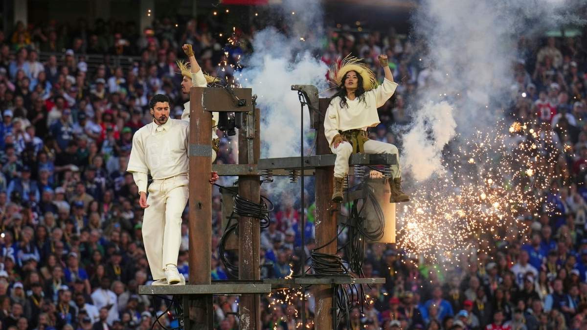 Show de Medio Tiempo del Super Bowl XL a cargo de Bad Bunny