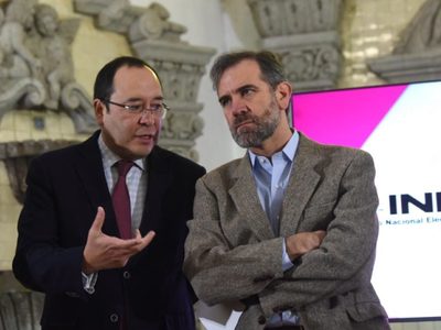 Lorenzo Córdova acusa a Adán Augusto López de ordenar que "descuarticen al INE"