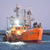 Buque de pesca solidario: repartirán 42 toneladas de merluza