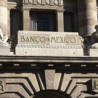 Banxico sube tasa de interés interbancaria en 75 puntos y se sitúa en nivel récord de 9.25%